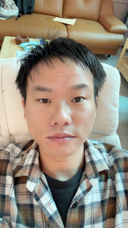 向日葵的第一张照片--王婆说媒