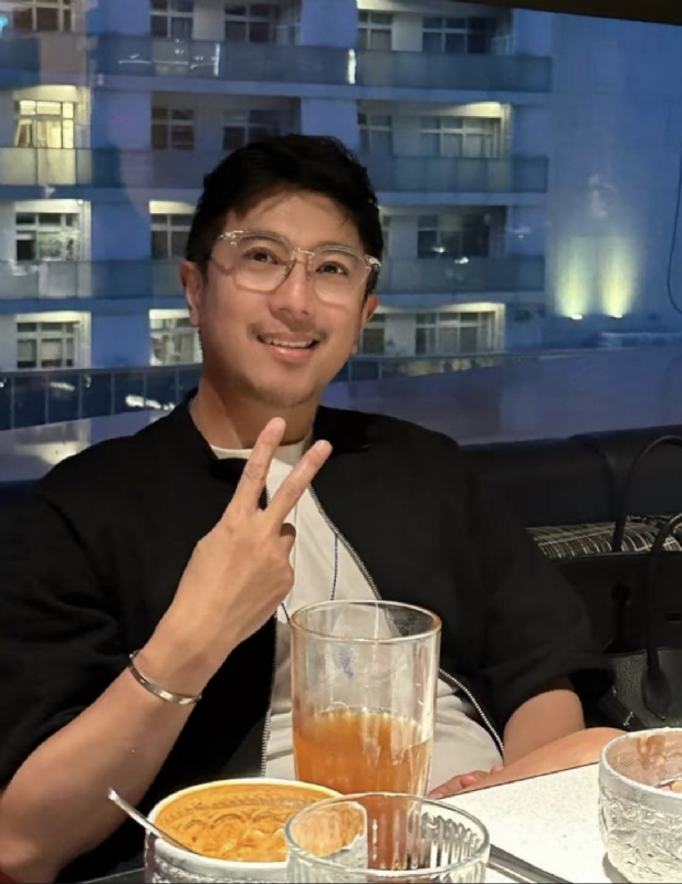 Kelvin的第一张照片--王婆说媒