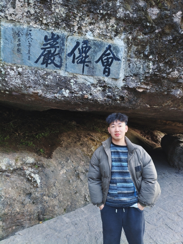 帅邓拖网速的第二张照片--王婆说媒