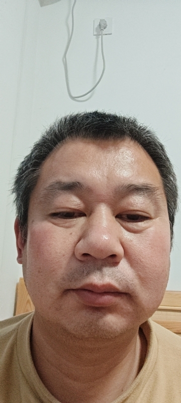 龙万的第一张照片--王婆说媒