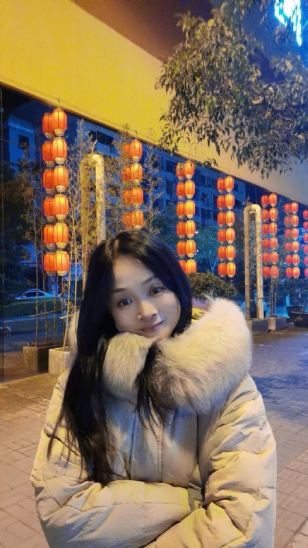 伊伊的第二张照片--王婆说媒