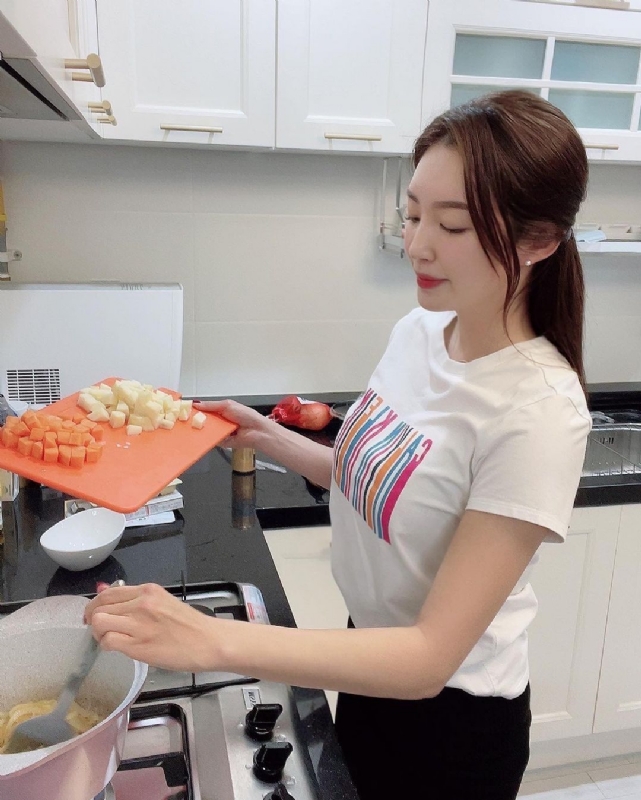 陈艾的第一张照片--王婆说媒