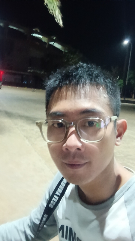 龙龙的第一张照片--王婆说媒