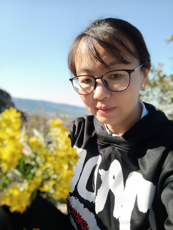 丽丽的第一张照片--王婆说媒