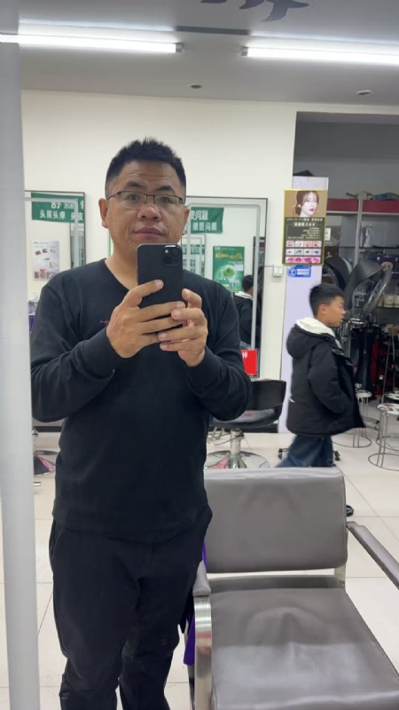 王计盖的第一张照片--王婆说媒