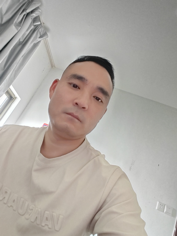 小锋的第一张照片--王婆说媒