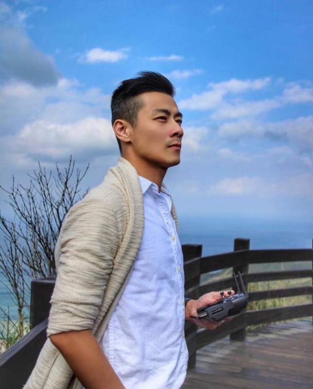 蓝天的第一张照片--王婆说媒
