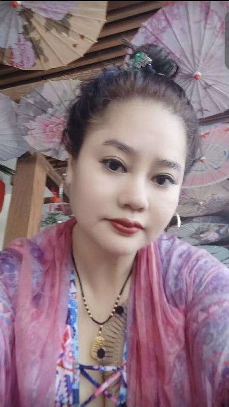 shi的第一张照片--王婆说媒