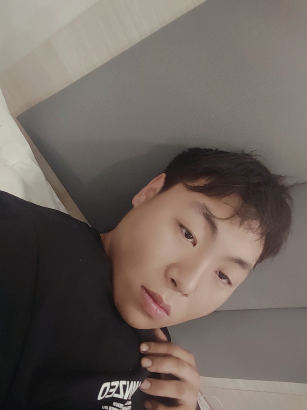 AIWEB的第一张照片--王婆说媒