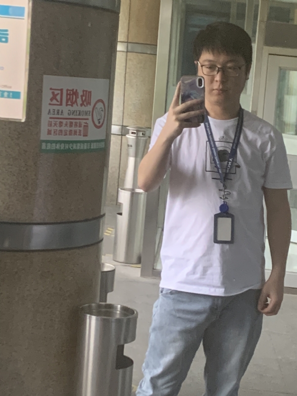 潜伏的第一张照片--王婆说媒