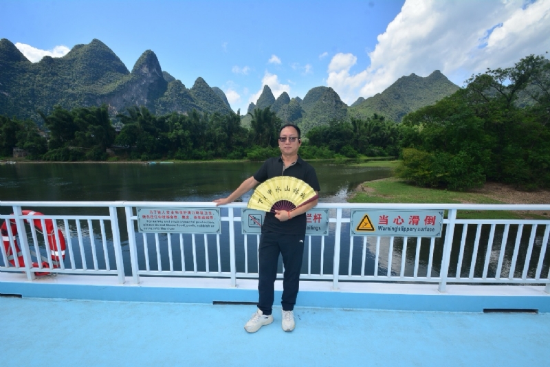 沙漠海的第四张照片--王婆说媒