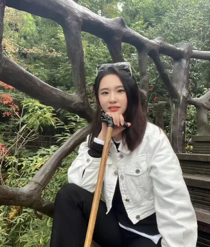 琪琪的第一张照片--王婆说媒