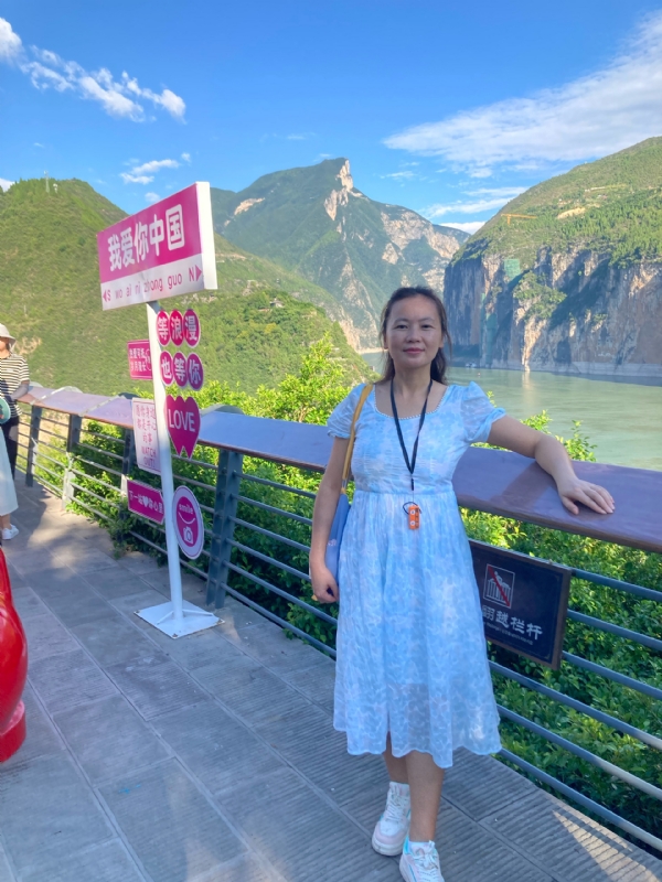 君81的第一张照片--王婆说媒