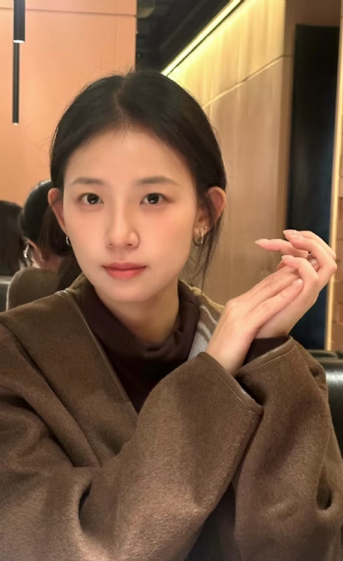 小曼的第一张照片--王婆说媒