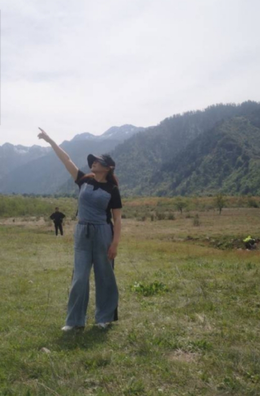 宛霞的第四张照片--王婆说媒