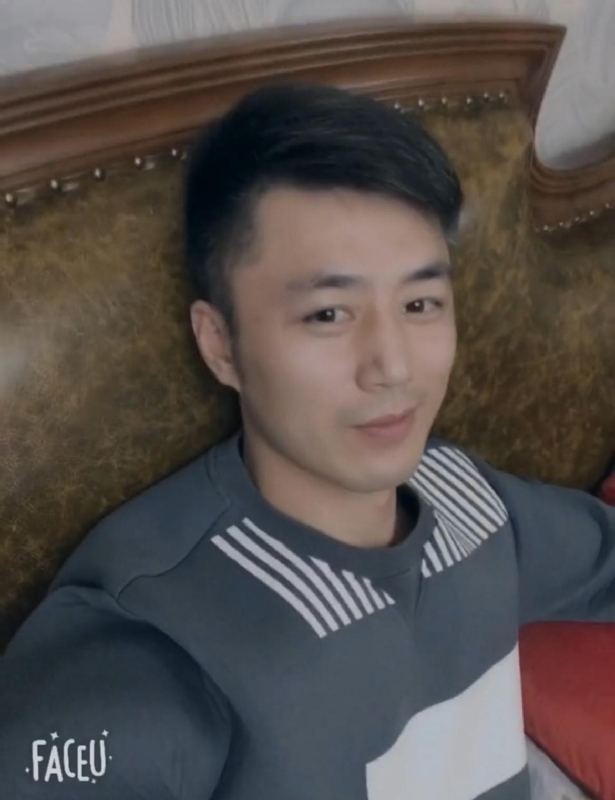 楊政宇的第一张照片--王婆说媒