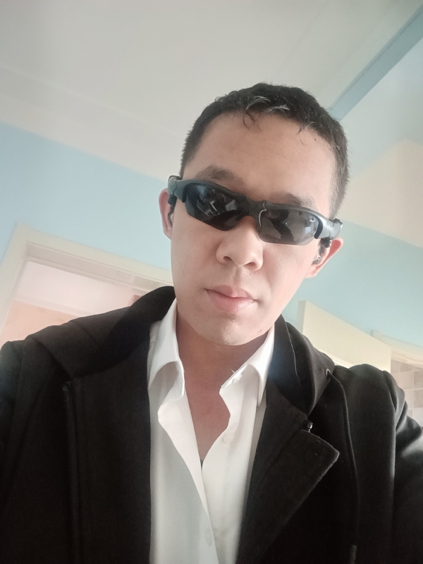 血公爵的第二张照片--王婆说媒