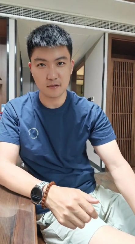 大鹏展翅的第二张照片--王婆说媒