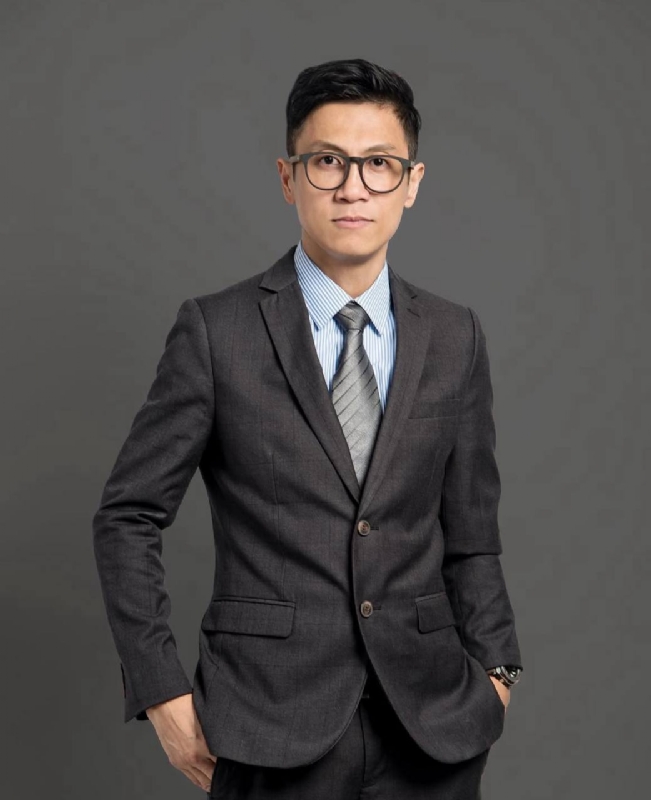 千帆过尽的第一张照片--王婆说媒