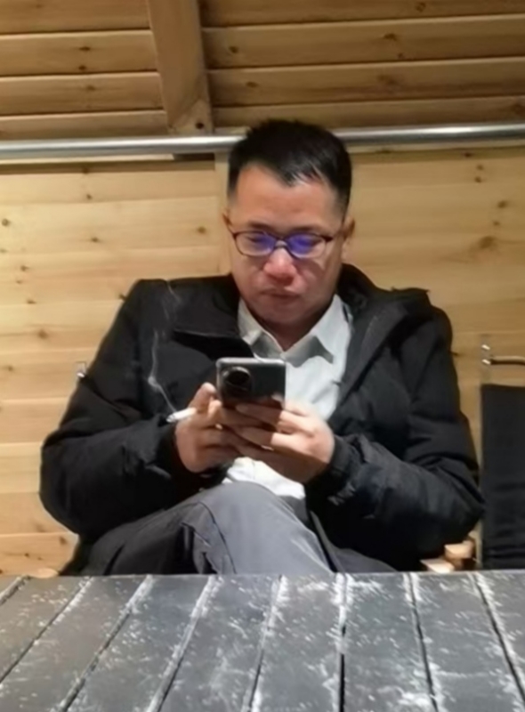 期待一个你的第五张照片--王婆说媒