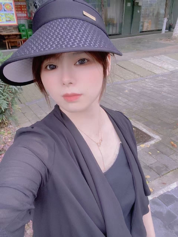 敏宝的第三张照片--王婆说媒