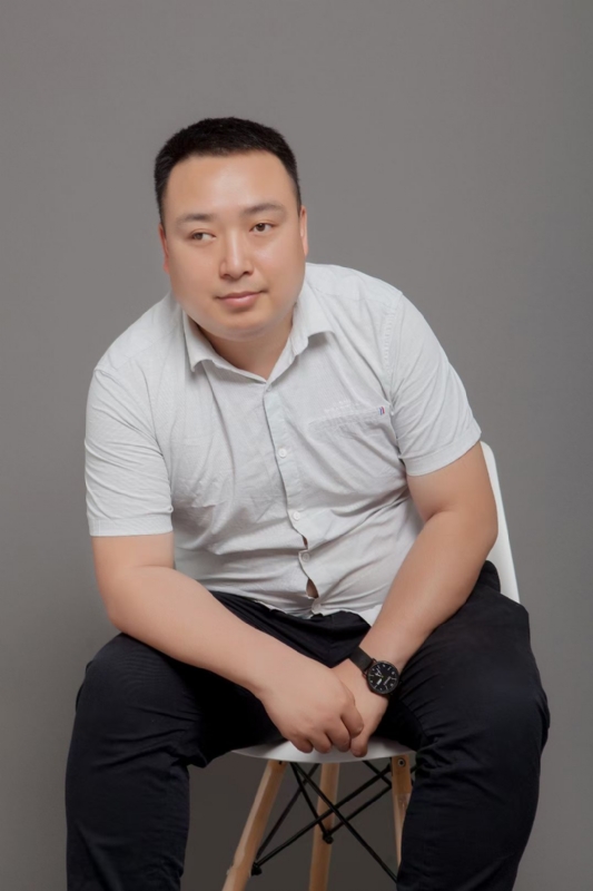 带着梦想去旅行的第一张照片--王婆说媒