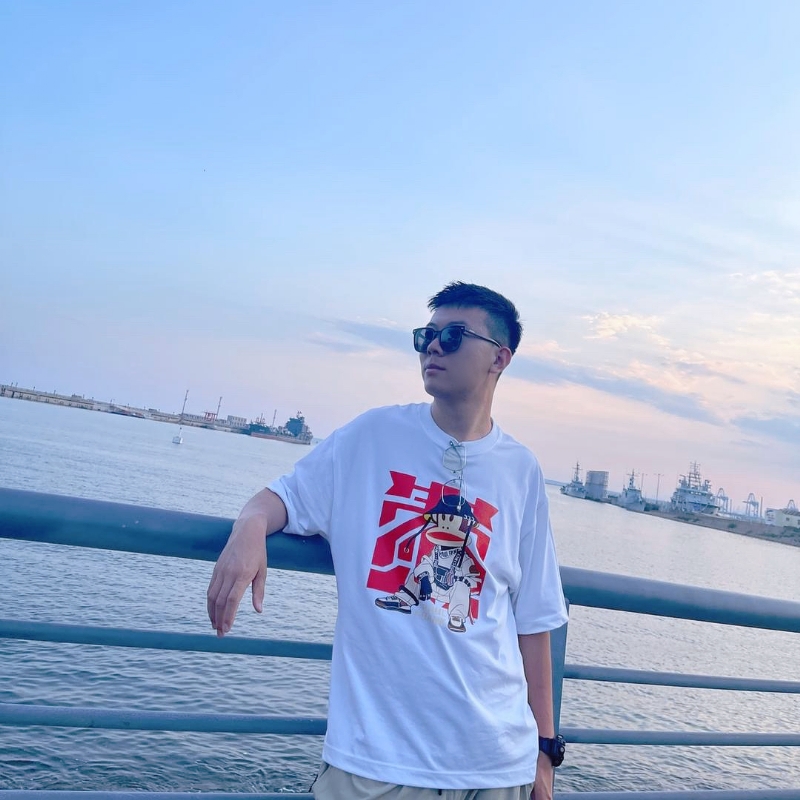 空白的第一张照片--王婆说媒