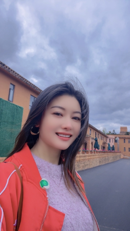 安妮的第一张照片--王婆说媒