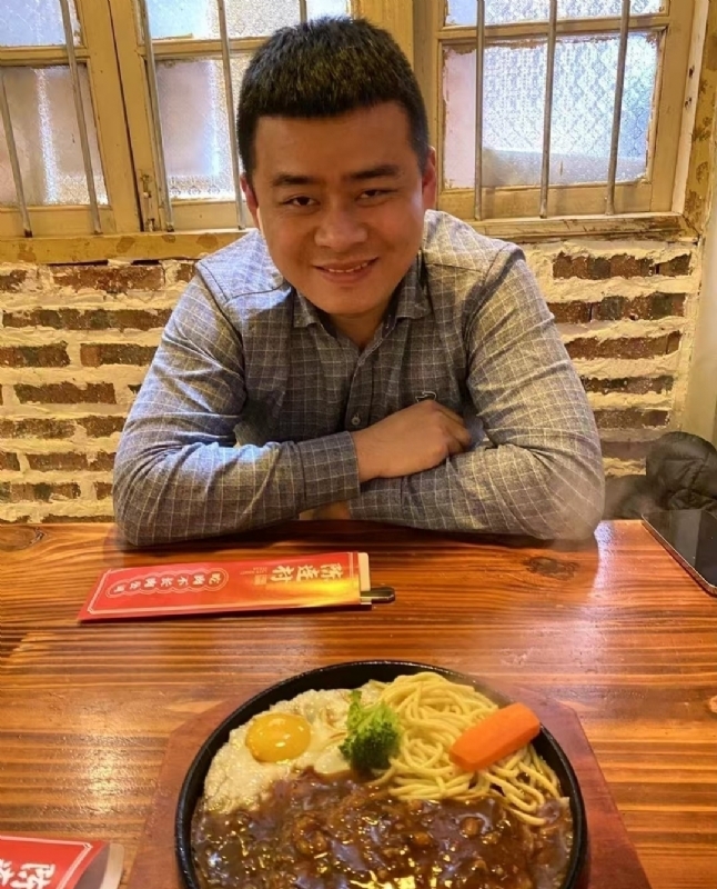 薛诚玖的第三张照片--王婆说媒