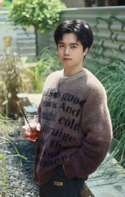 檐下雨的第一张照片--王婆说媒