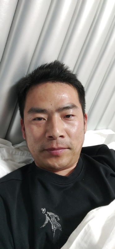 携手共进的第一张照片--王婆说媒