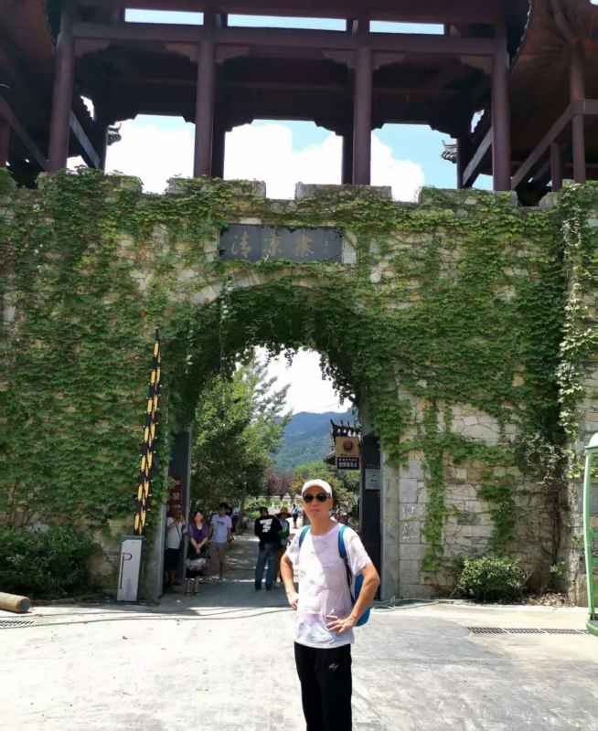 品心人的第一张照片--王婆说媒