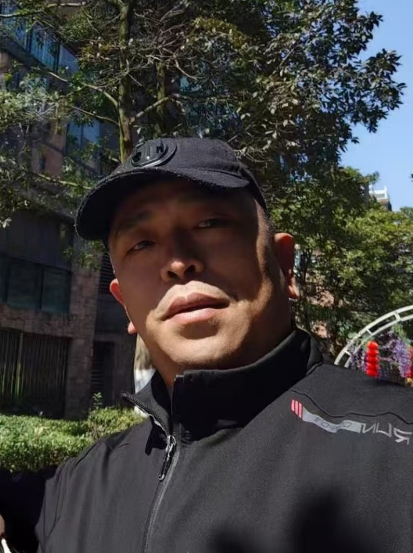 蓝色海洋的第一张照片--王婆说媒