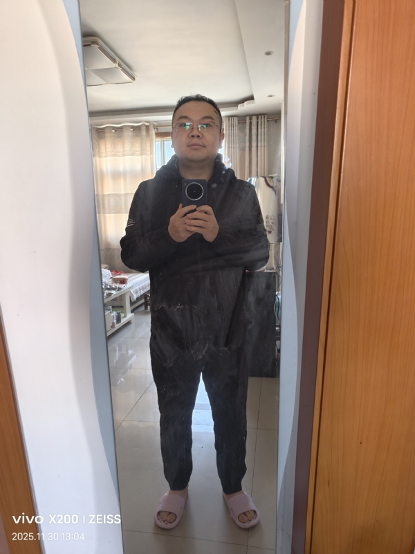 北狼的第一张照片--王婆说媒