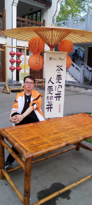 友谊支柱的第一张照片--王婆说媒