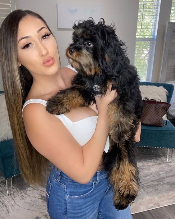 karina的第一张照片--王婆说媒