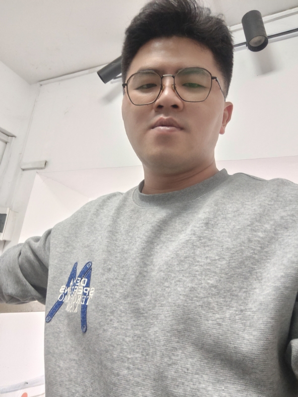 Mr的第三张照片--王婆说媒