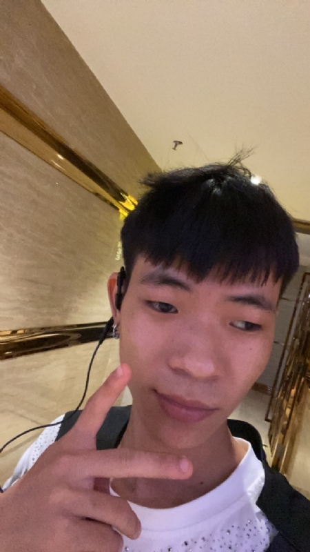 浩轩的第一张照片--王婆说媒